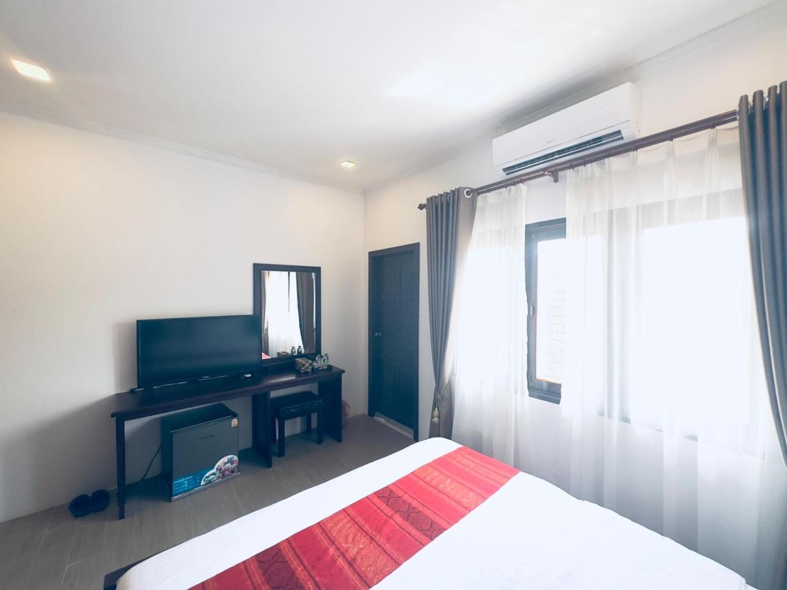 A P S Moutain View Hotel Vang Vieng Dış mekan fotoğraf